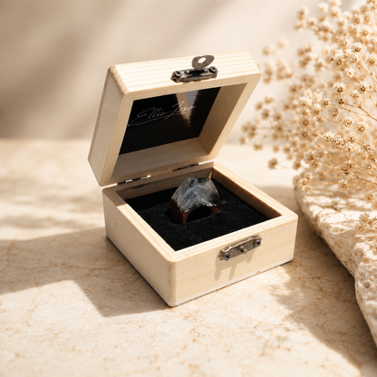Ellio Isso "Ancient Flame" – Handcrafted Fiery Wood and Spirit of Nature Ring