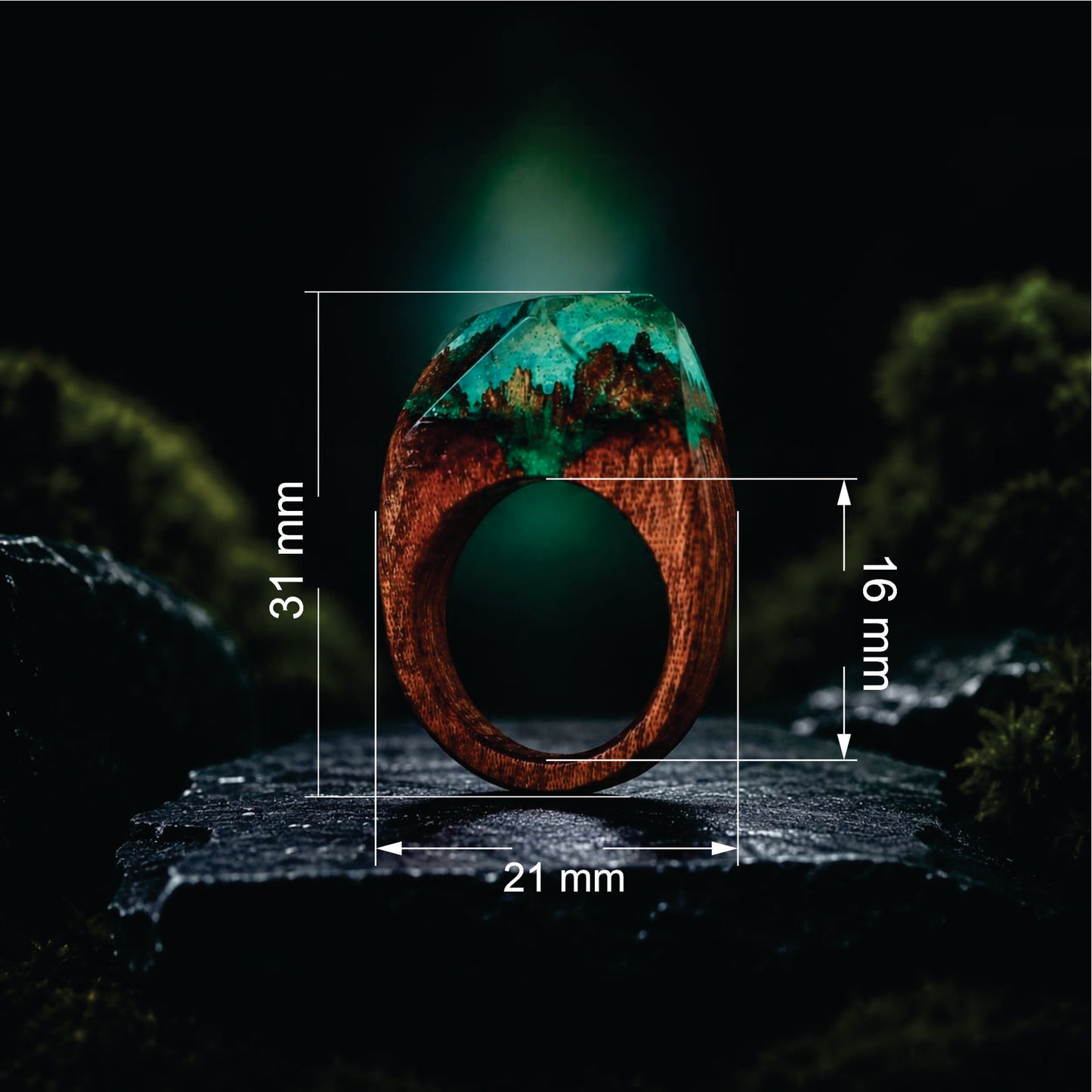 Ellio Isso "Emerald Realm" – Handcrafted Forest Green and Hidden Treasure Ring