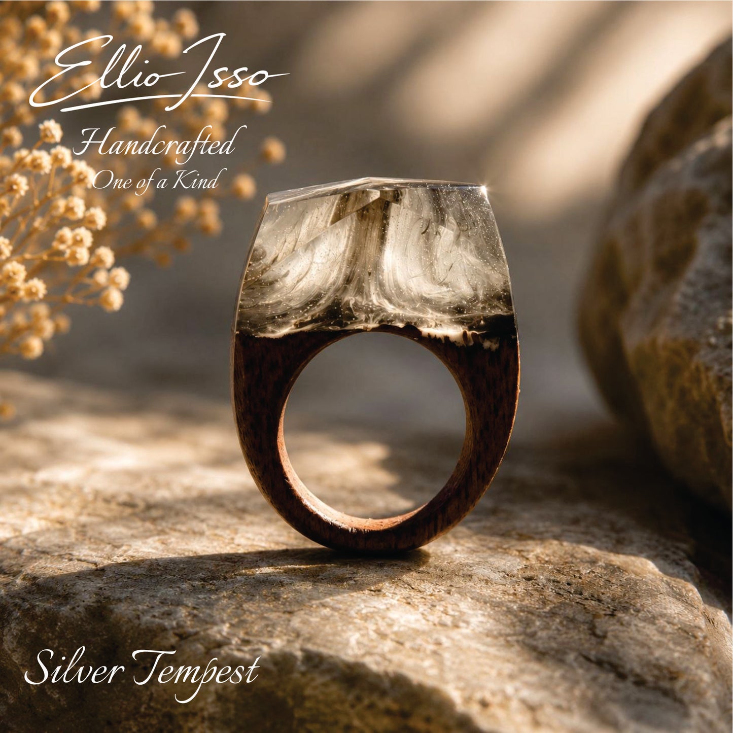 Ellio Isso "Silver Tempest" – Handcrafted Fluid Resin and Wind Movement Ring