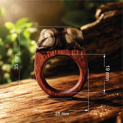 Ellio Isso "Ancient Flame" – Handcrafted Fiery Wood and Spirit of Nature Ring