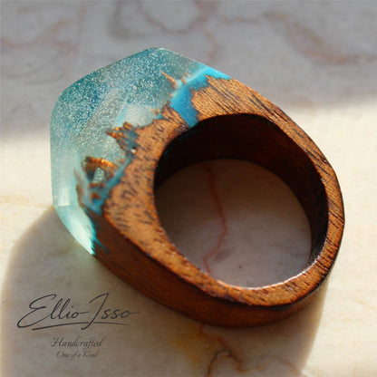 Ellio Isso "Azure Peaks" – Handcrafted Mountain Silhouette and Blue Sky Ring