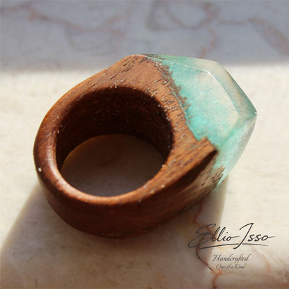 Ellio Isso "Emerald Horizon" – Handcrafted Pure Nature and New Beginnings Ring